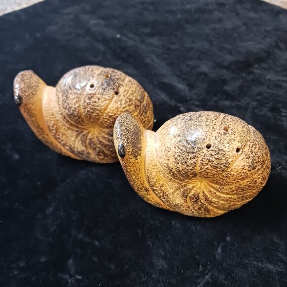 Vintage Snail S&P Shaker MCM Speckled Ceramic Kitchen Kitsch Cottagecore - Picture 6 of 13